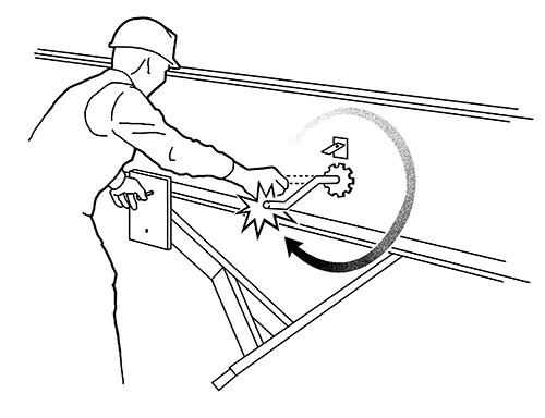 TRAILER SETOUT MAN BREAKS HAND ON LANDING GEAR HANDLE
